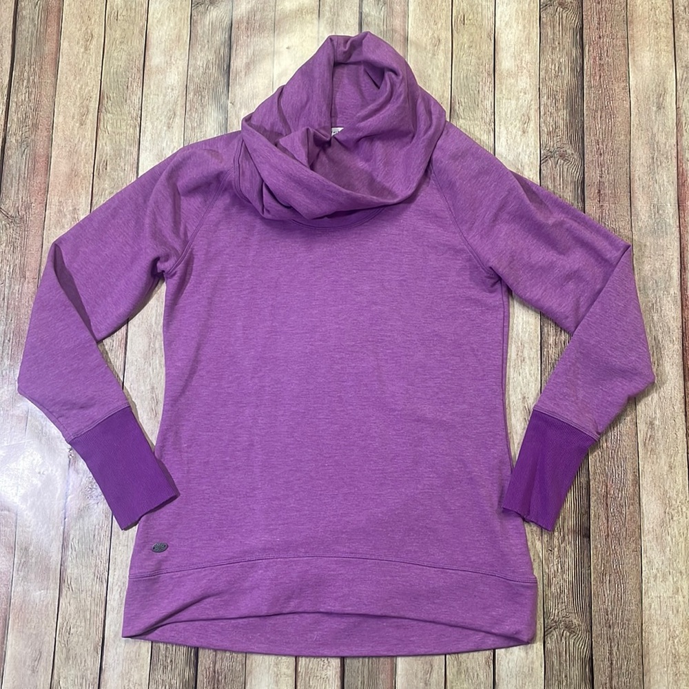 Athleta womens M Medium purple solid cowl neck pullover activewear sweater EUC